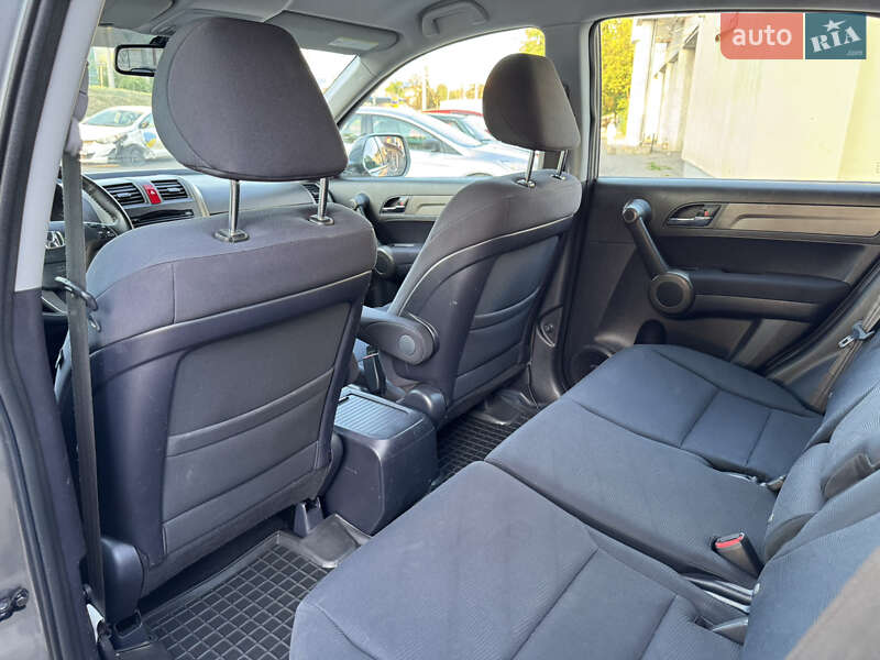 Позашляховик / Кросовер Honda CR-V 2010 в Полтаві