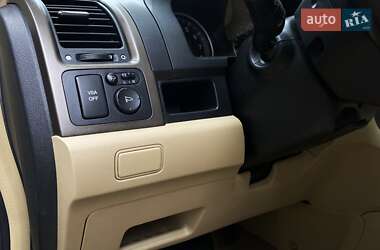 Позашляховик / Кросовер Honda CR-V 2007 в 