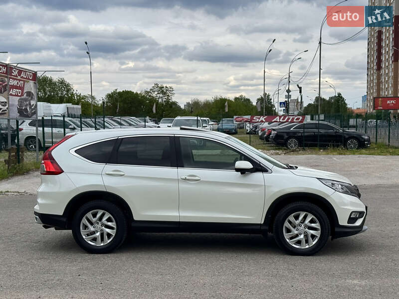 Позашляховик / Кросовер Honda CR-V 2015 в Києві