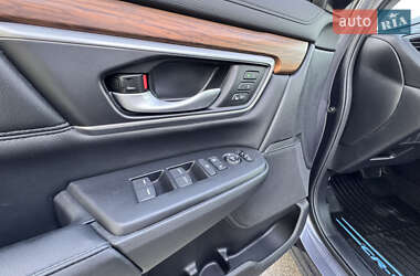 Внедорожник / Кроссовер Honda CR-V 2022 в 