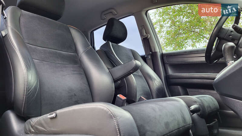Внедорожник / Кроссовер Honda CR-V 2010 в Радивилове