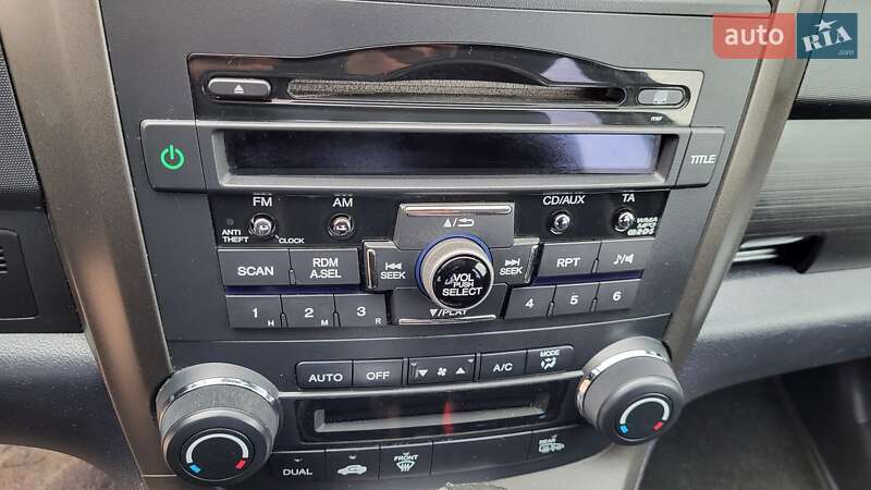 Внедорожник / Кроссовер Honda CR-V 2010 в Радивилове