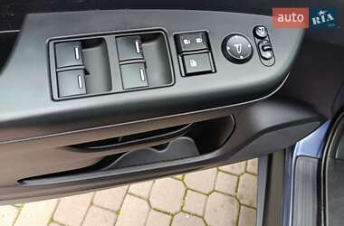 Внедорожник / Кроссовер Honda CR-V 2016 в 