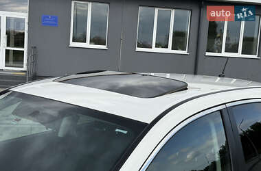 Позашляховик / Кросовер Honda CR-V 2014 в 