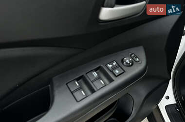 Позашляховик / Кросовер Honda CR-V 2014 в 