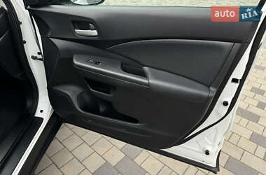 Позашляховик / Кросовер Honda CR-V 2014 в 