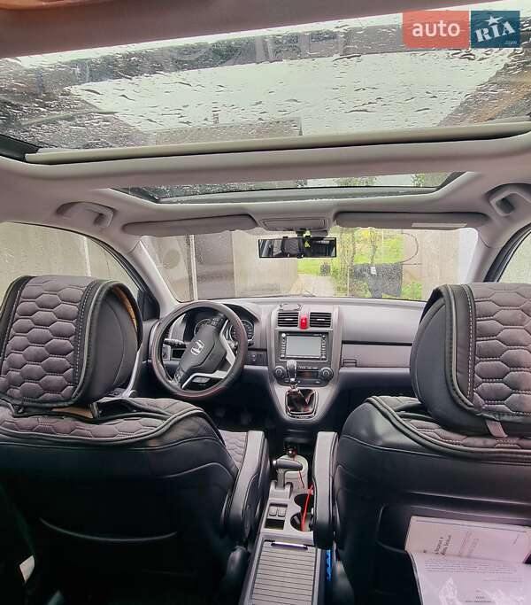 Внедорожник / Кроссовер Honda CR-V 2007 в Запорожье