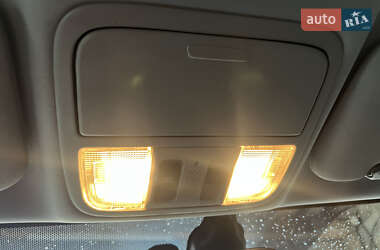 Позашляховик / Кросовер Honda CR-V 2007 в 