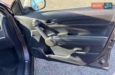Внедорожник / Кроссовер Honda CR-V 2010 в 