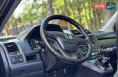 Позашляховик / Кросовер Honda CR-V 2011 в 