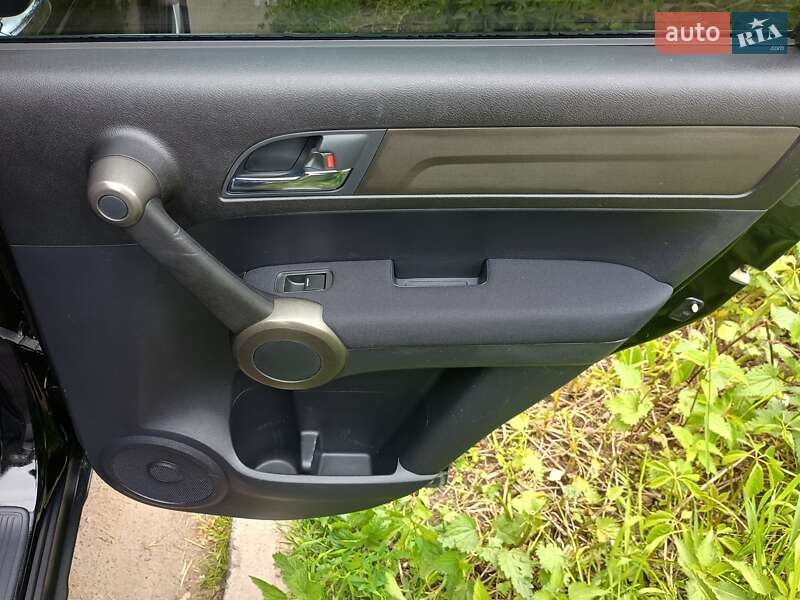 Позашляховик / Кросовер Honda CR-V 2010 в Стрию