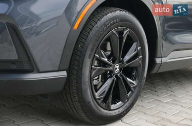 Внедорожник / Кроссовер Honda CR-V 2023 в 