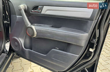 Позашляховик / Кросовер Honda CR-V 2011 в 