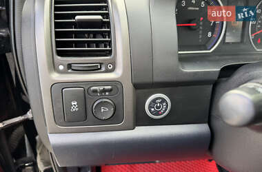Позашляховик / Кросовер Honda CR-V 2011 в 