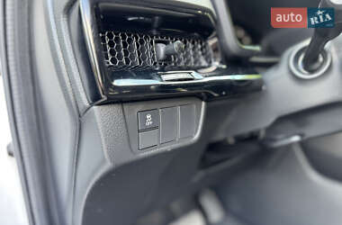 Внедорожник / Кроссовер Honda CR-V 2023 в 