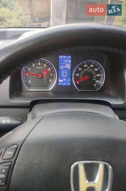 Внедорожник / Кроссовер Honda CR-V 2010 в 
