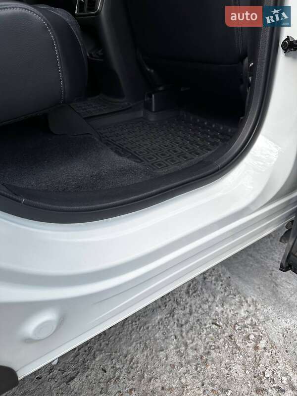 Внедорожник / Кроссовер Honda CR-V 2020 в Макарове