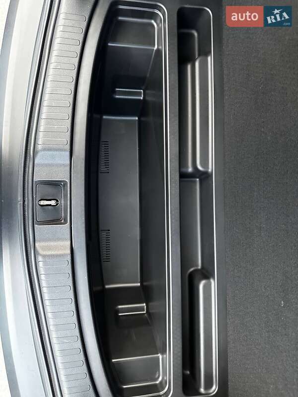 Внедорожник / Кроссовер Honda CR-V 2020 в Макарове