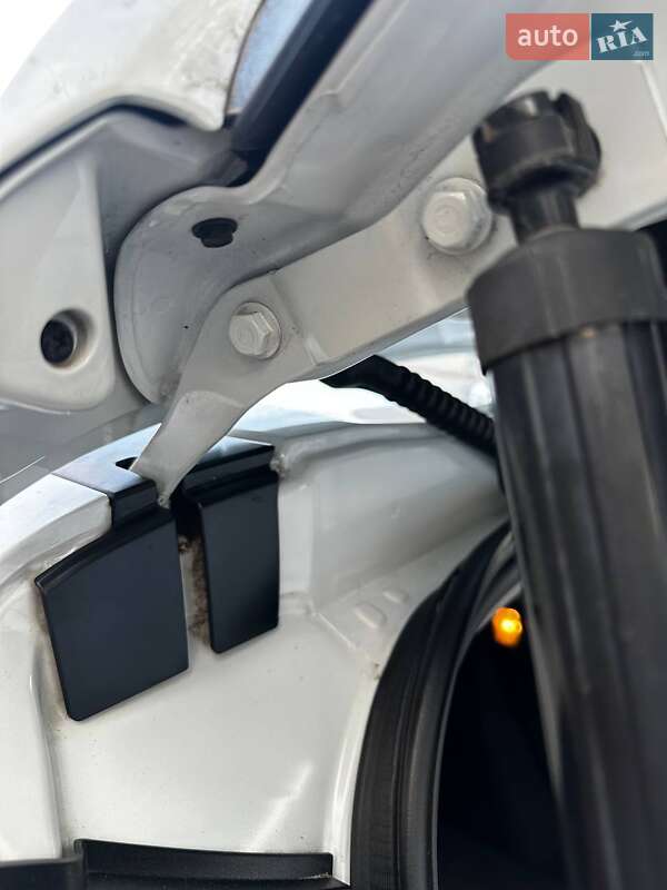 Внедорожник / Кроссовер Honda CR-V 2020 в Макарове