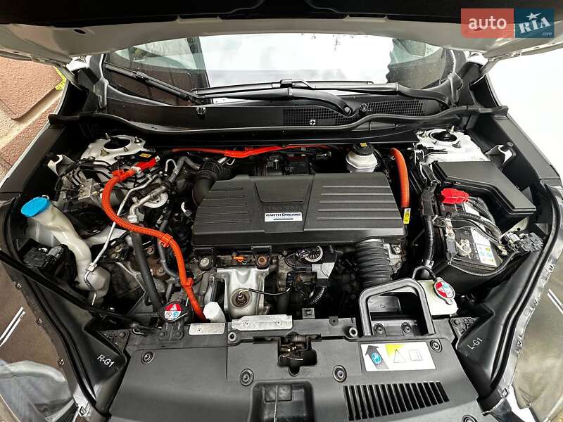 Внедорожник / Кроссовер Honda CR-V 2020 в Макарове