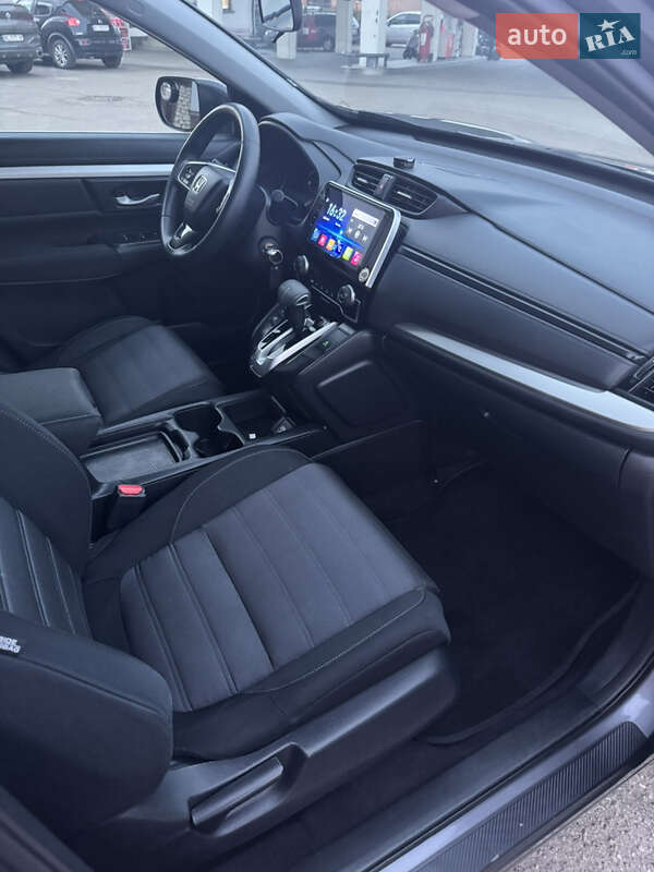 Внедорожник / Кроссовер Honda CR-V 2018 в Мостиске
