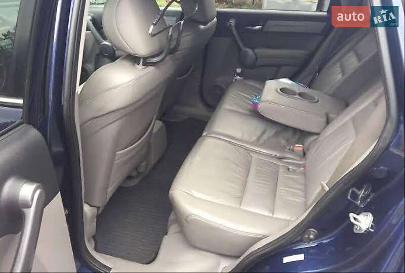 Внедорожник / Кроссовер Honda CR-V 2008 в Кременчуге
