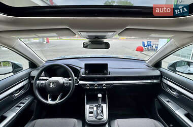 Внедорожник / Кроссовер Honda CR-V 2023 в 