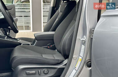 Внедорожник / Кроссовер Honda CR-V 2023 в 