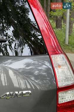 Позашляховик / Кросовер Honda CR-V 2012 в 