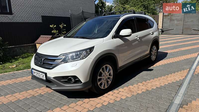 Позашляховик / Кросовер Honda CR-V 2014 в Бершаді