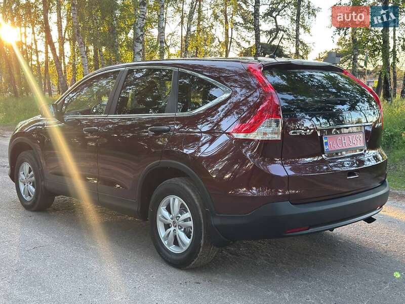 Внедорожник / Кроссовер Honda CR-V 2014 в Ахтырке