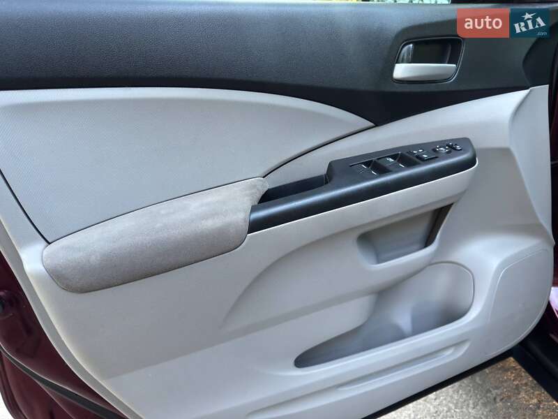 Внедорожник / Кроссовер Honda CR-V 2014 в Ахтырке