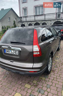 Позашляховик / Кросовер Honda CR-V 2011 в 