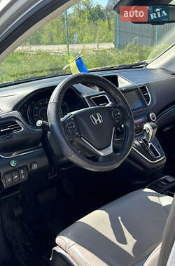 Позашляховик / Кросовер Honda CR-V 2015 в 