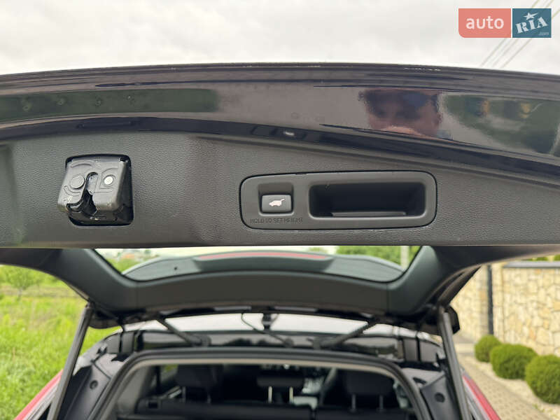 Внедорожник / Кроссовер Honda CR-V 2020 в Львове