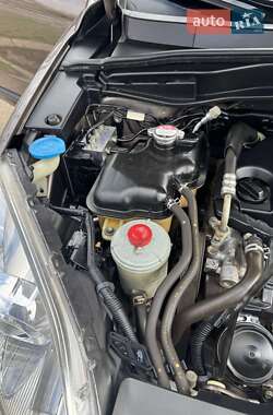 Внедорожник / Кроссовер Honda CR-V 2010 в 