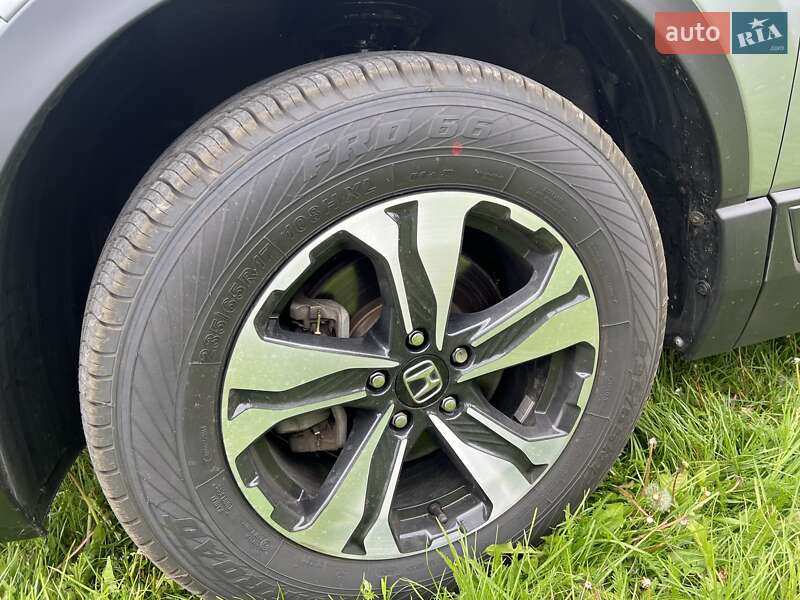 Внедорожник / Кроссовер Honda CR-V 2019 в Сквире