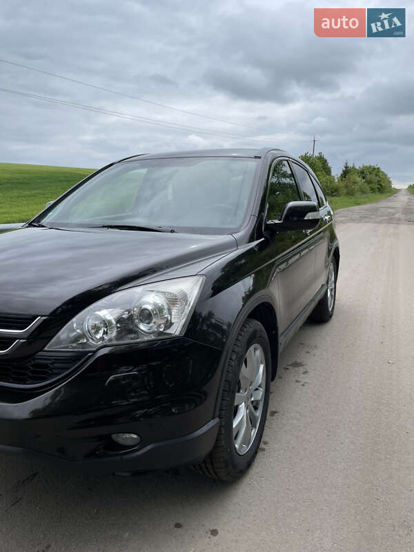 Позашляховик / Кросовер Honda CR-V 2011 в 