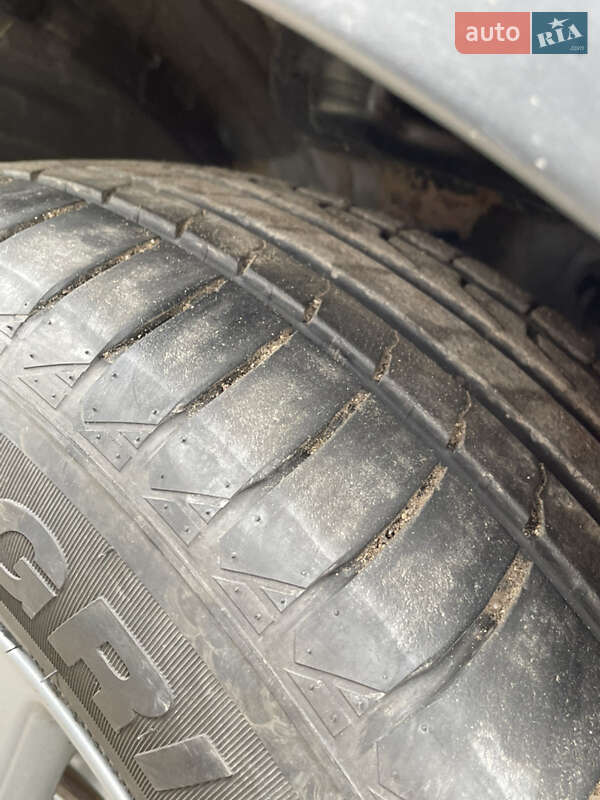 Внедорожник / Кроссовер Honda CR-V 2011 в Тернополе