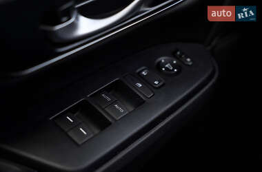 Внедорожник / Кроссовер Honda CR-V 2021 в 