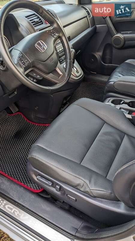Позашляховик / Кросовер Honda CR-V 2011 в 
