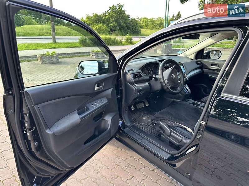 Внедорожник / Кроссовер Honda CR-V 2016 в Ивано-Франковске