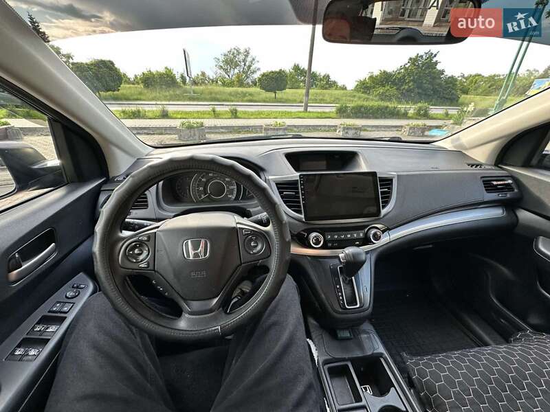 Внедорожник / Кроссовер Honda CR-V 2016 в Ивано-Франковске