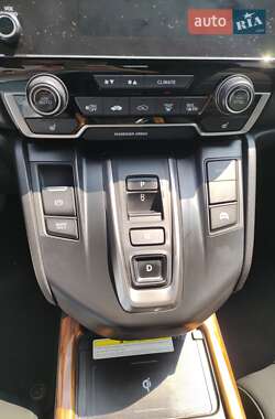 Внедорожник / Кроссовер Honda CR-V 2021 в 
