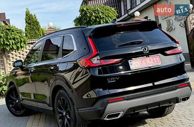 Позашляховик / Кросовер Honda CR-V 2024 в 