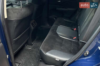 Позашляховик / Кросовер Honda CR-V 2013 в 