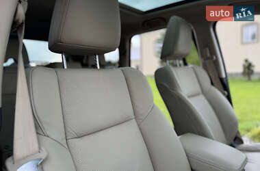 Позашляховик / Кросовер Honda CR-V 2015 в 