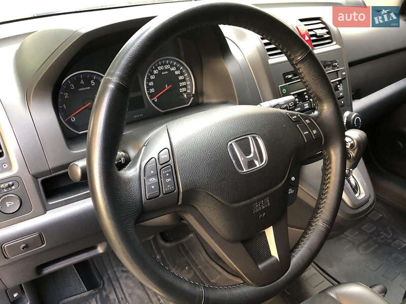 Внедорожник / Кроссовер Honda CR-V 2011 в Киеве