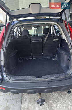 Позашляховик / Кросовер Honda CR-V 2008 в 