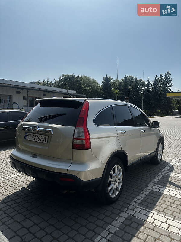 Внедорожник / Кроссовер Honda CR-V 2007 в Ивано-Франковске